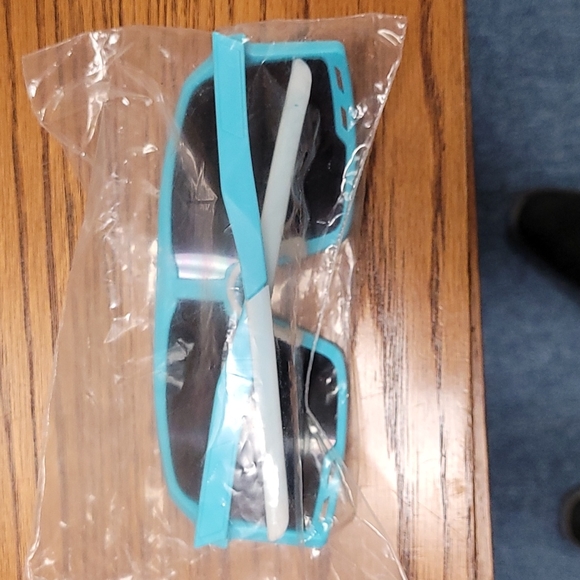 Cycling Sunglasses - Picture 4 of 4